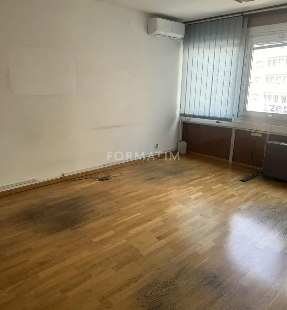 Rent, office space, 301m², Stari Grad, Beograd