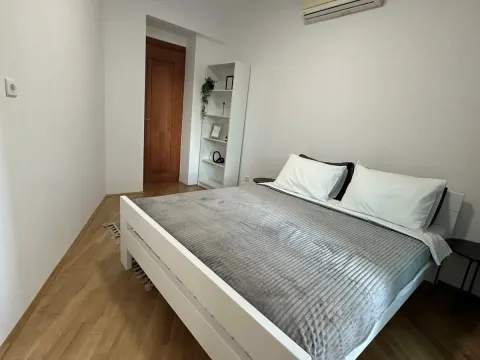 Rent, one bedroom apartment, 53m², Centar, Podgorica - image 18