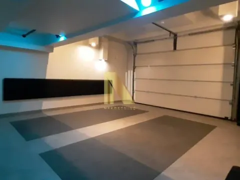 Sale, four bedroom apartment, 176m², Centar, Novi Sad - image 22