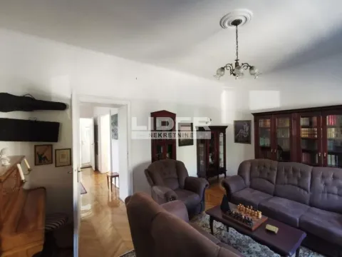 Izdavanje, četvorosoban stan, 115m², Voždovac Sve Podlokacije, Beograd - image 11