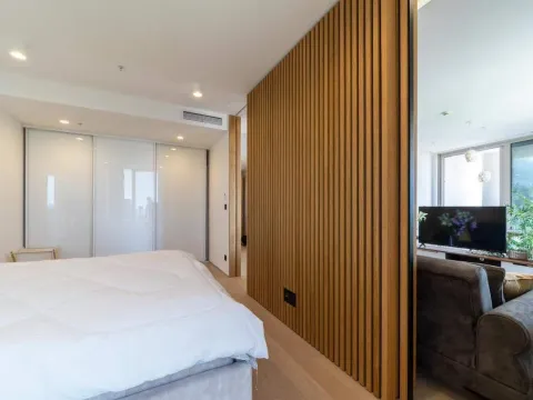 Sale, one bedroom apartment, 73m², Budva, Crna Gora - image 12