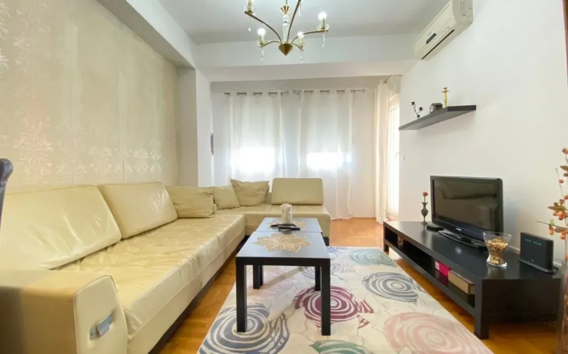 Izdavanje, jednosoban stan, 53m², City Kvart, Podgorica