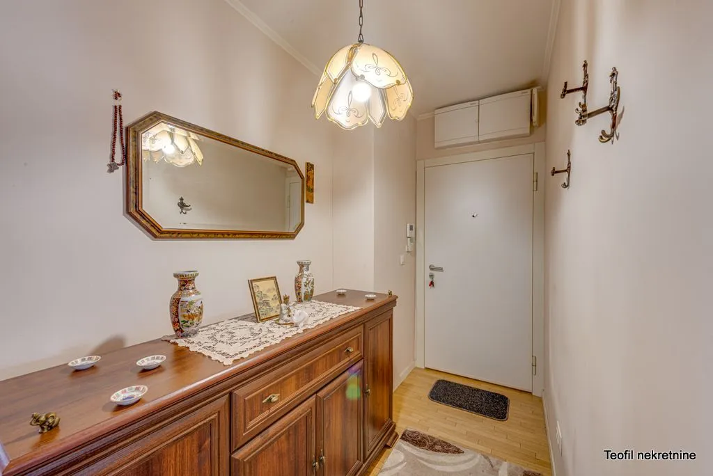 Sale, three bedroom apartment, 81m², Zemun Sve Podlokacije, Beograd