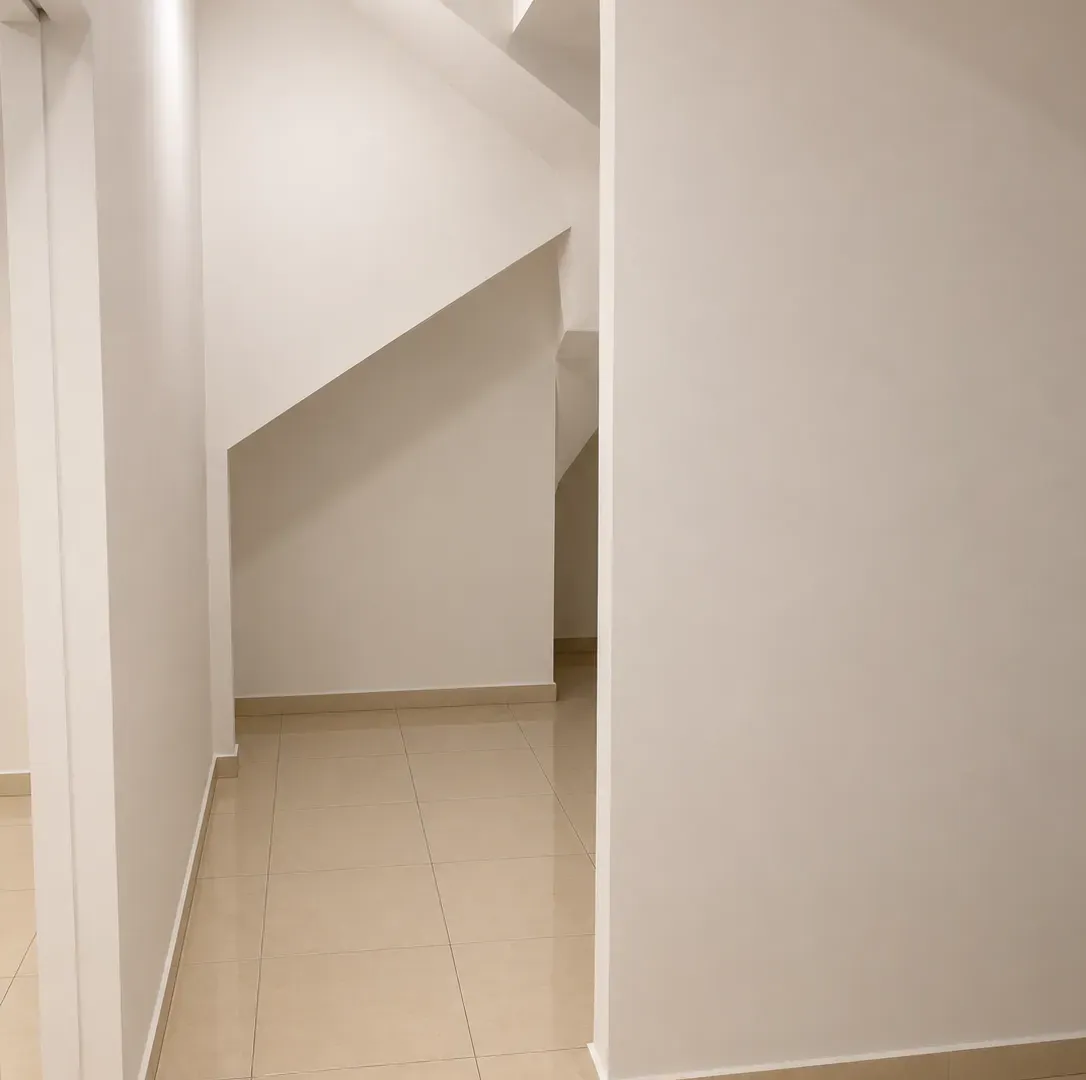 Izdavanje, poslovni prostor, 80m², Kod Capital Plaze, Podgorica