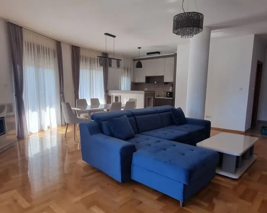 Prodaja, dvosoban stan, 130m², Bečići, Budva