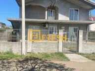 Izdavanje, kuća, 250m², Gornja Gorica, Podgorica - image 4