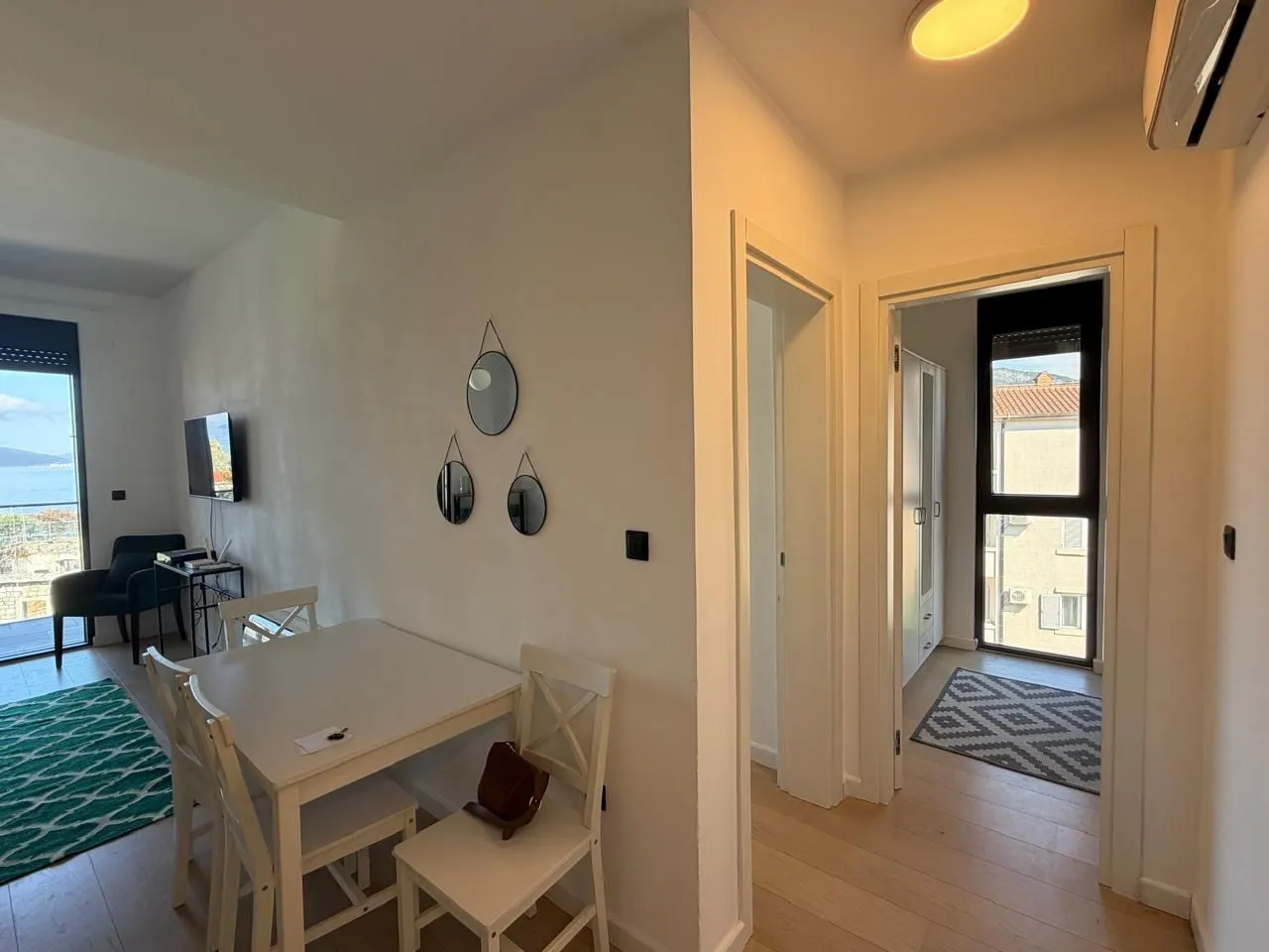 Prodaja, dvosoban stan, 50m², Donja Lastva, Tivat