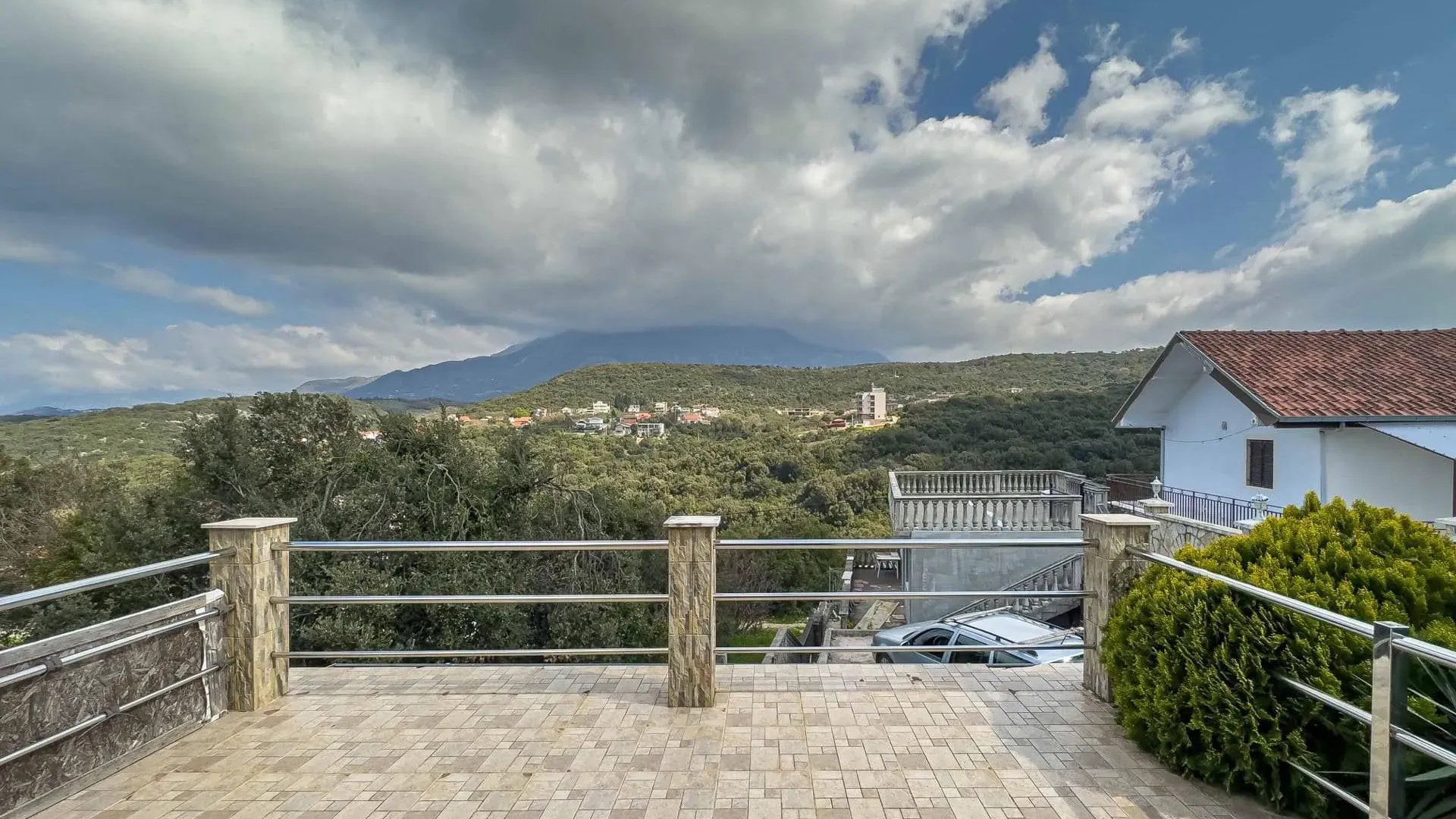 Sale, house, 160m², Utjeha, Bar