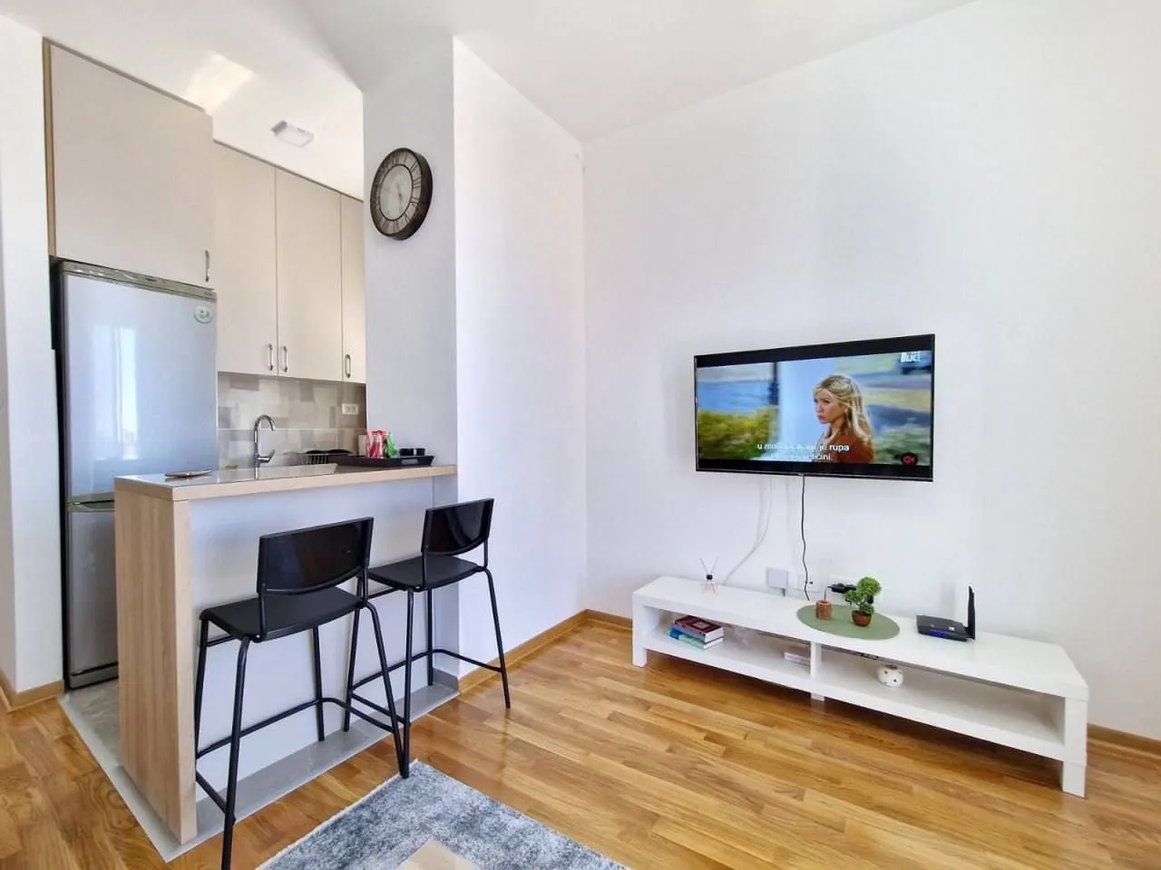 Rent, one bedroom apartment, 47m², Bečići, Budva