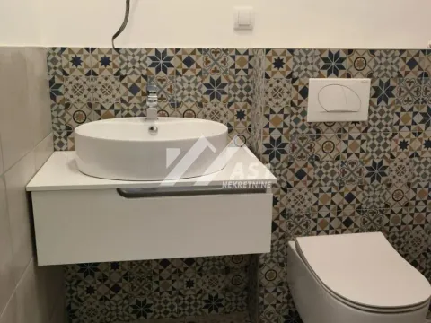 Izdavanje, četvorosoban stan, 136m², Kej, Novi Sad Sve Podlokacije - image 10