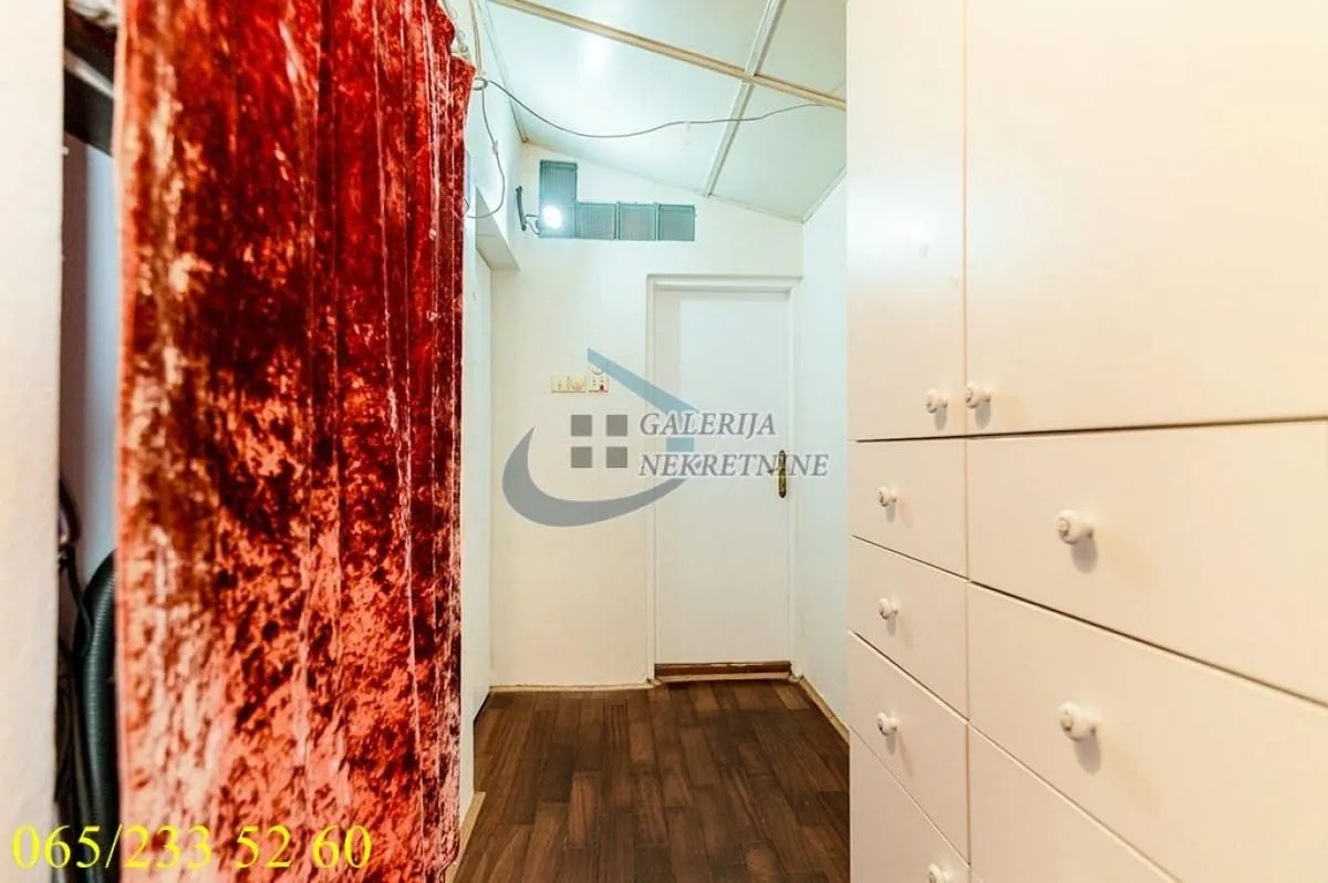 Sale, three bedroom apartment, 110m², Stari Grad, Beograd