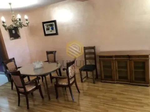 Izdavanje, kuća, 200m², Konik, Podgorica - image 11