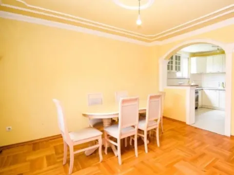 Sale, house, 313m², Donja Gorica, Podgorica - image 9