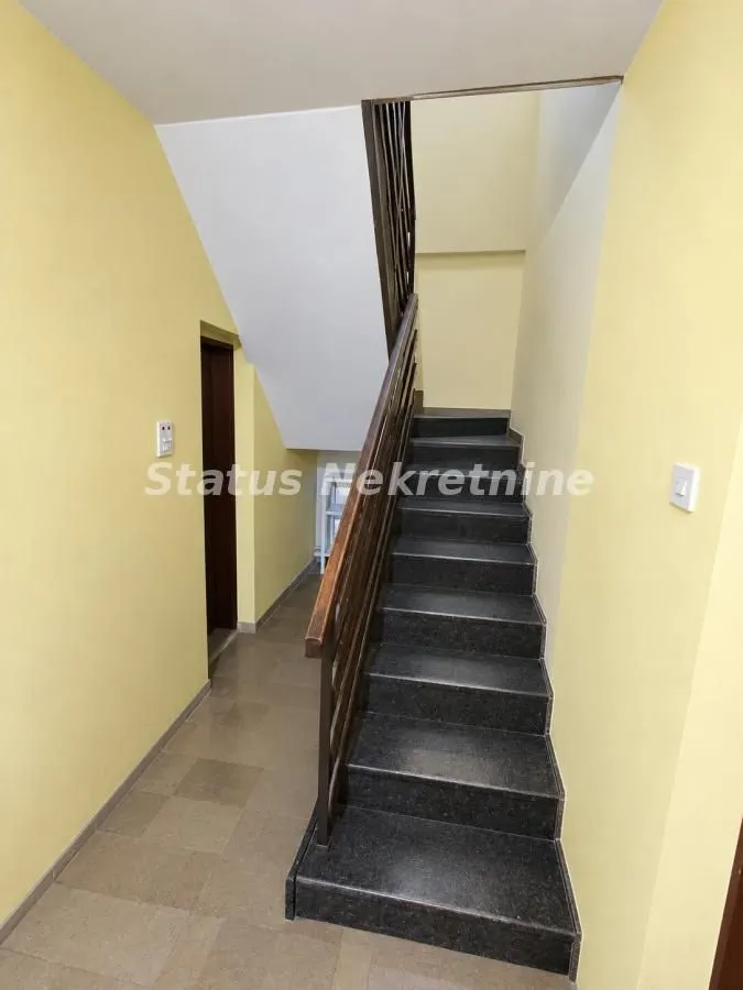 Prodaja, kuća, 150m², Futog, Novi Sad Sve Podlokacije