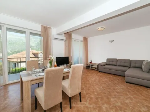Sale, one bedroom apartment, 61m², Kamenari, Herceg Novi