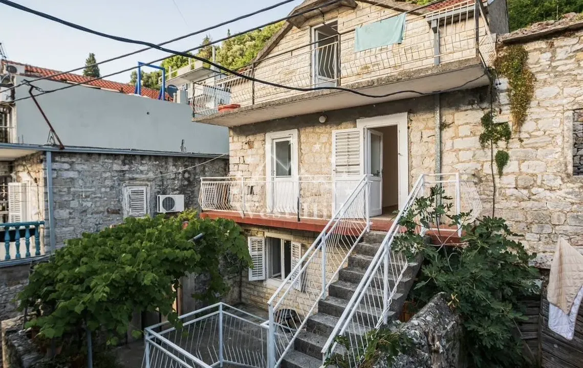 Sale, house, 146m², Lepetani, Tivat