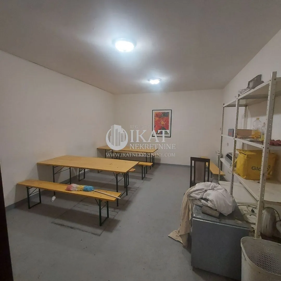 Prodaja, kuća, 596m², Gradska Bolnica, Zvezdara Sve Podlokacije