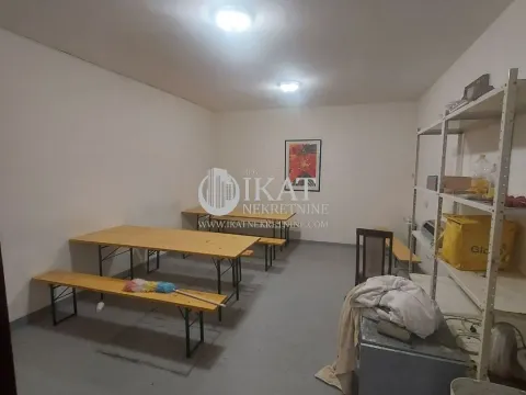 Prodaja, kuća, 596m², Gradska Bolnica, Zvezdara Sve Podlokacije - image 16