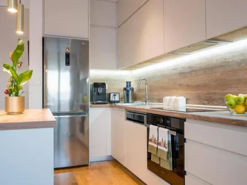 Prodaja, dvosoban stan, 63m², Tivat, Crna Gora - image 7