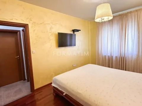 Sale, three bedroom apartment, 90m², Pod Goricom, Podgorica - image 5