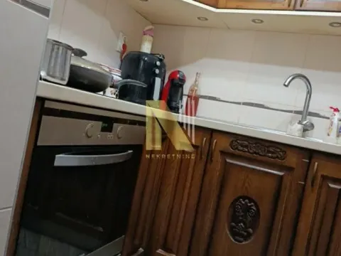 Izdavanje, trosoban stan, 73m², Centar, Novi Sad - image 4