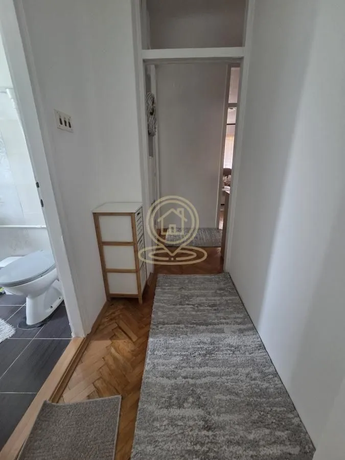 Prodaja, trosoban stan, 65m², Medijana, Niš