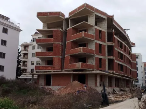 Sale, one bedroom apartment, 52m², Ulcinj, Crna Gora - image 1