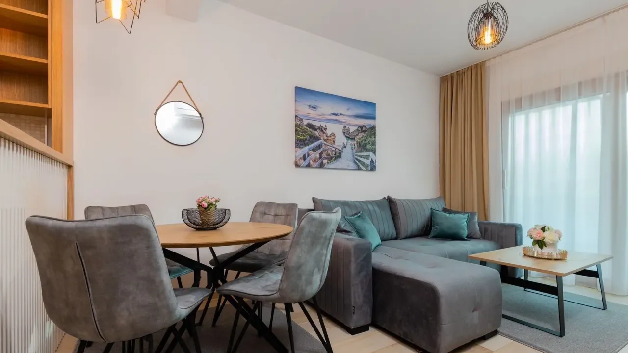 Sale, two bedroom apartment, 61m², Pržno, Budva