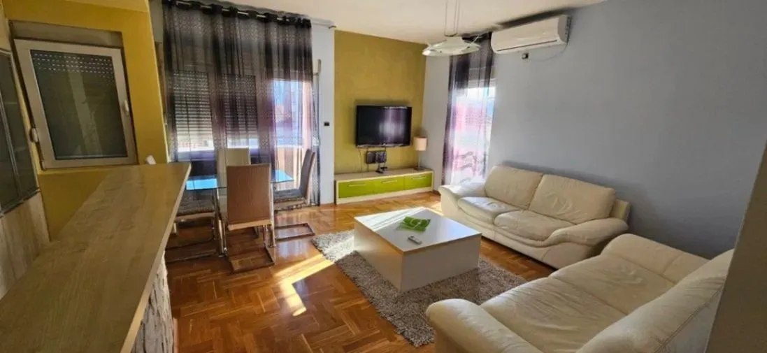 Rent, two bedroom apartment, 70m², Podgorica, Crna Gora