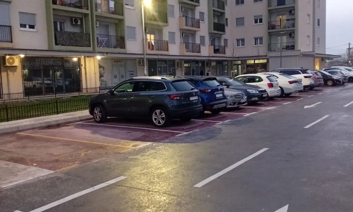 Prodaja, jednosoban stan, 43m², Pobrežje, Podgorica