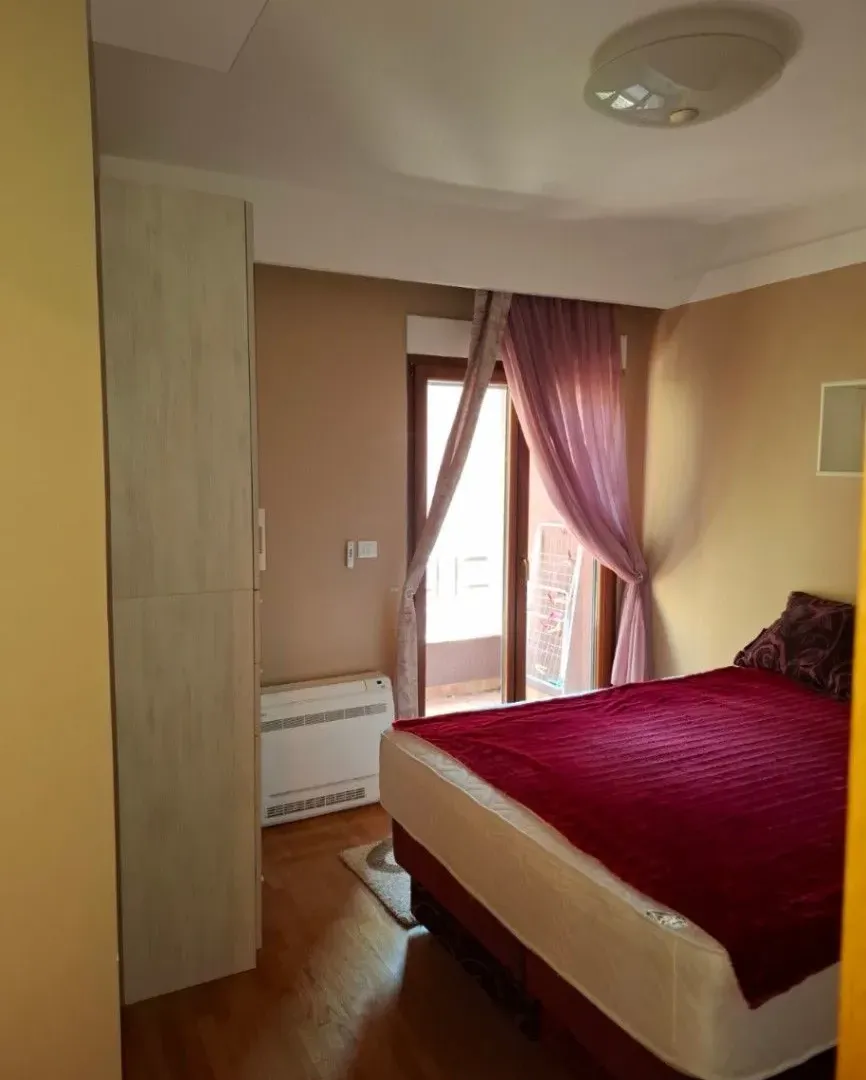 Rent, three bedroom apartment, 137m², Centar, Podgorica