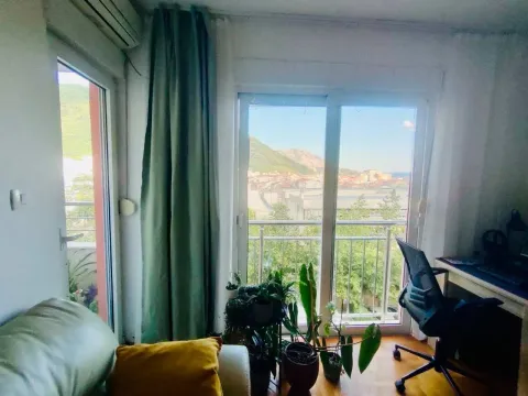 Rent, one bedroom apartment, 45m², Babilonija, Budva - image 2