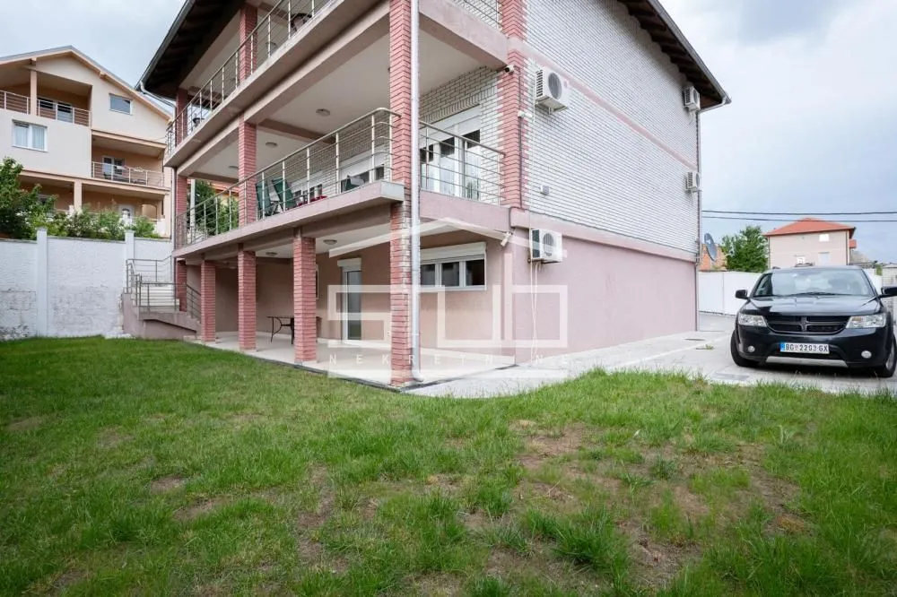 Sale, house, 500m², Rakovica, Beograd