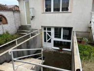 Prodaja, kuća, 183m², Tološi, Podgorica - image 14