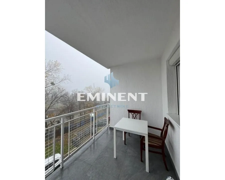 Rent, four bedroom apartment, 120m², Savski Venac, Beograd