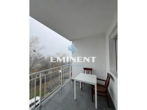 Rent, four bedroom apartment, 120m², Savski Venac, Beograd - image 20