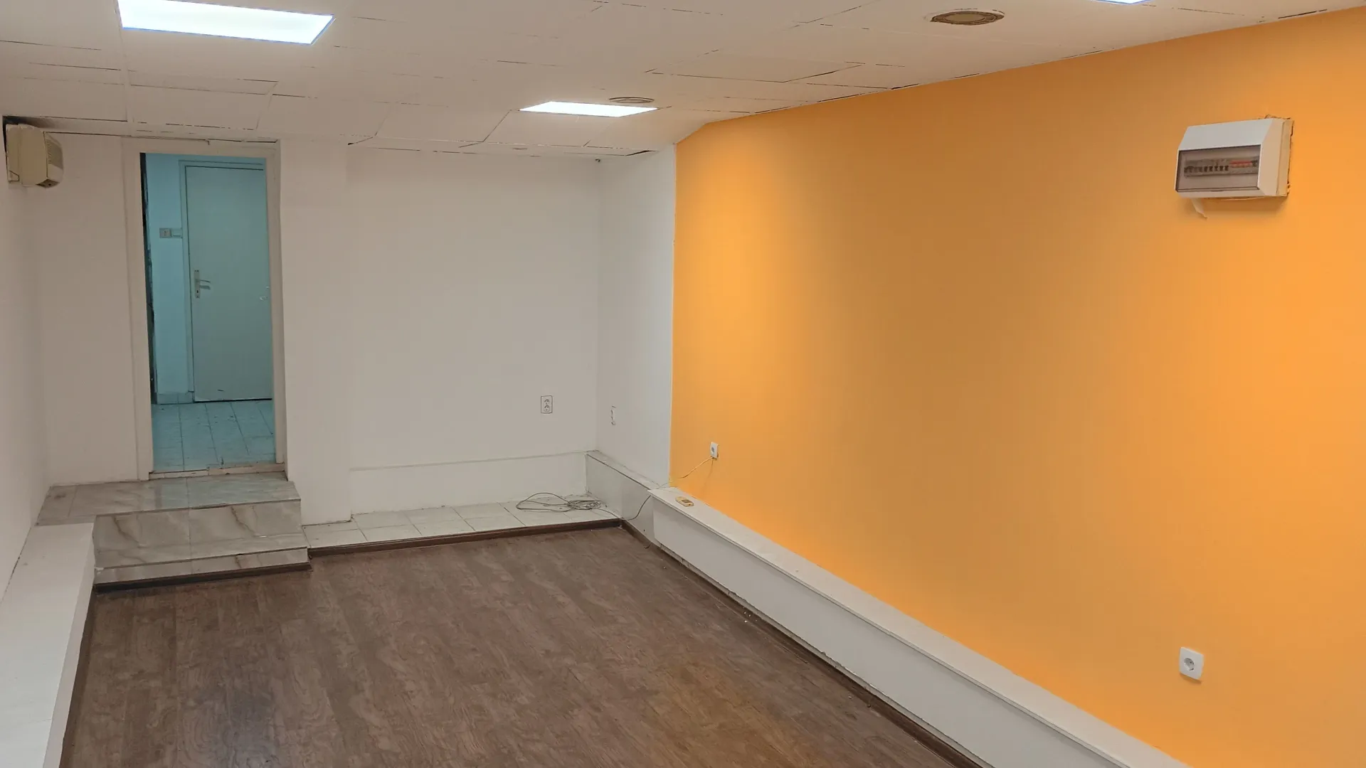 Rent, office space, 44m², Zemun Nova Galenika, Zemun Sve Podlokacije