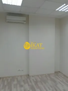 Rent, office space, 210m², Stari Grad, Beograd - image 13