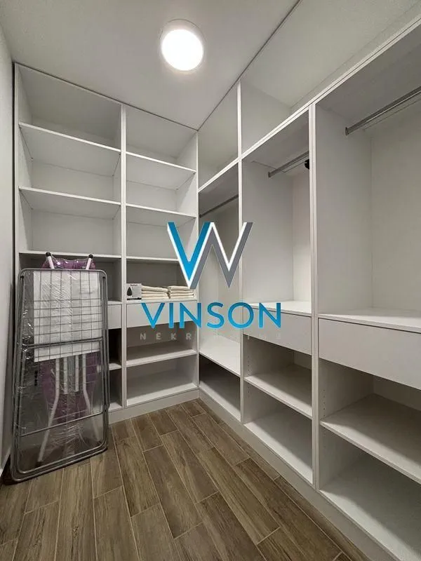 Izdavanje, dvosoban stan, 120m², Petrovaradin, Novi Sad