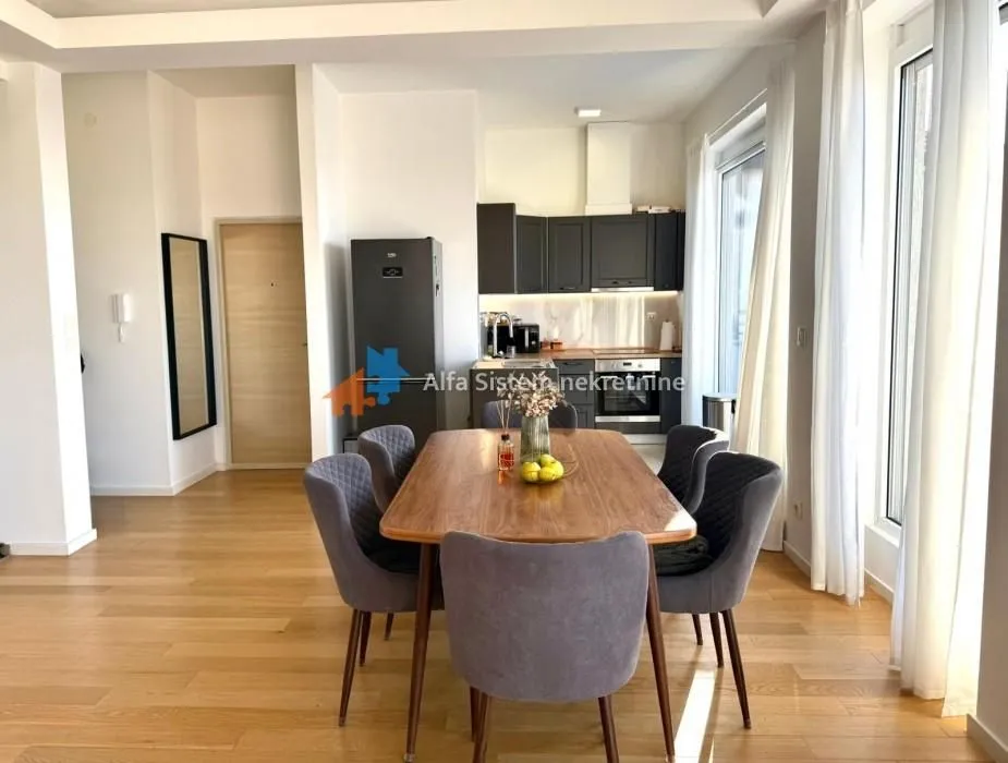 Rent, three bedroom apartment, 160m², Višnjička Banja, Palilula Sve Podlokacije
