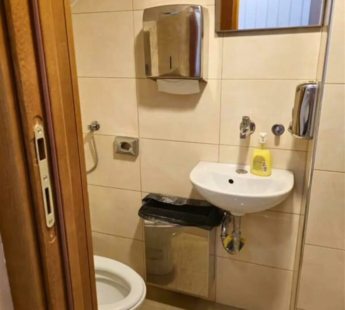 Rent, office space, 400m², Savski Venac, Beograd