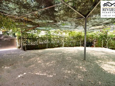 Prodaja, kuća, 331m², Igalo, Herceg Novi - image 17