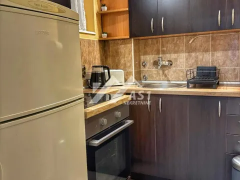 Izdavanje, dvosoban stan, 60m², Nova Detelinara, Novi Sad Sve Podlokacije - image 2