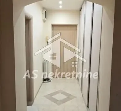 Rent, three bedroom apartment, 72m², Slavija, Vračar Sve Podlokacije - image 29