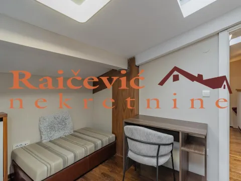 Rent, three bedroom apartment, 120m², Kalenić Pijaca, Vračar Sve Podlokacije - image 14