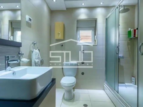 Sale, house, 500m², Rakovica, Beograd - image 9