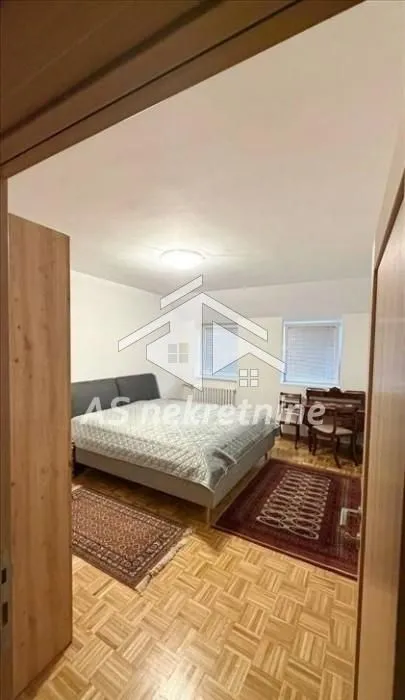 Rent, apartment, 210m², Čukarica, Beograd