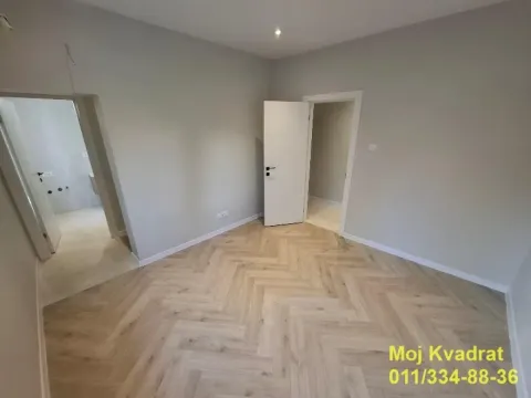 Sale, two bedroom apartment, 44m², Zemun Gornji Grad, Zemun Sve Podlokacije - image 5