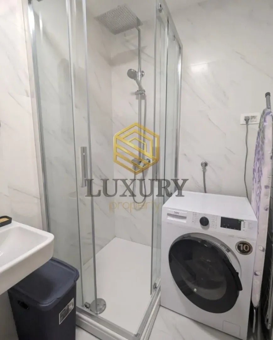 Izdavanje, jednosoban stan, 45m², New City, Podgorica