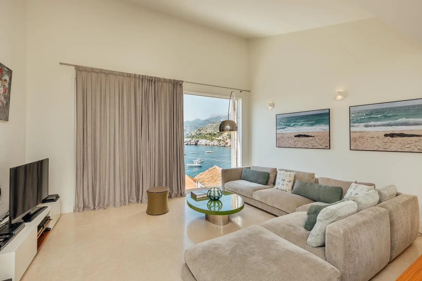 Prodaja, kuća, 320m², Pržno, Budva